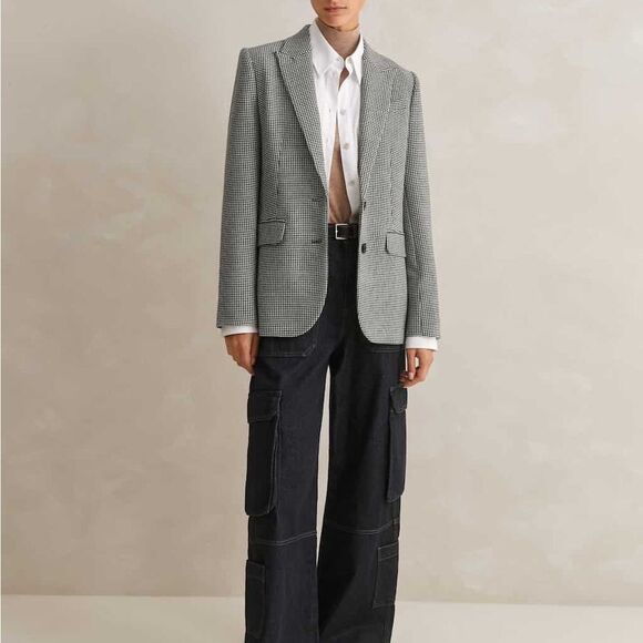 ME & EM Puff sleeve pin-striped stretch cotton blazer. Light fully lined.